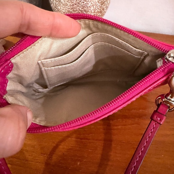 Coach Legacy Leather Universal Travel Wristlet Coin Pouch Case in Fuchsia Pink - Picture 8 of 12